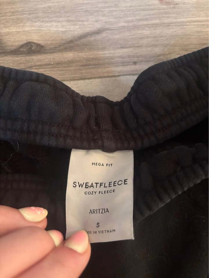 Aritzia Sweatfleece Cozy Fleece Mega Fit Cargo Sweatpants - Size - photo 3
