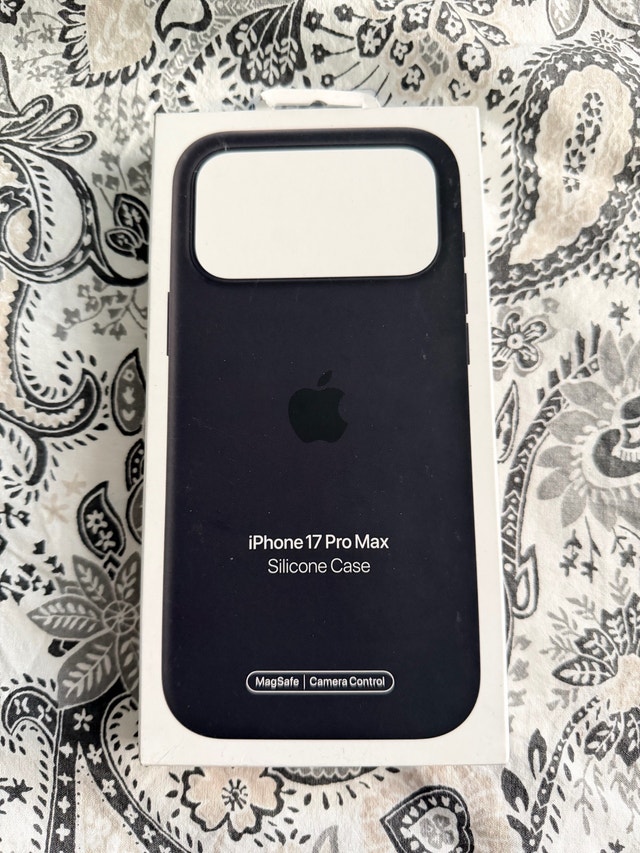 iphone 17 pro max silicone case