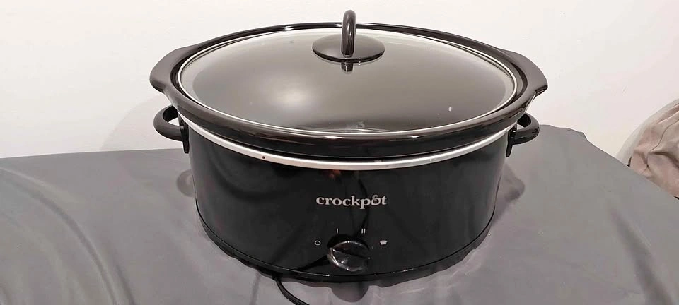 Crockpot slow cooker