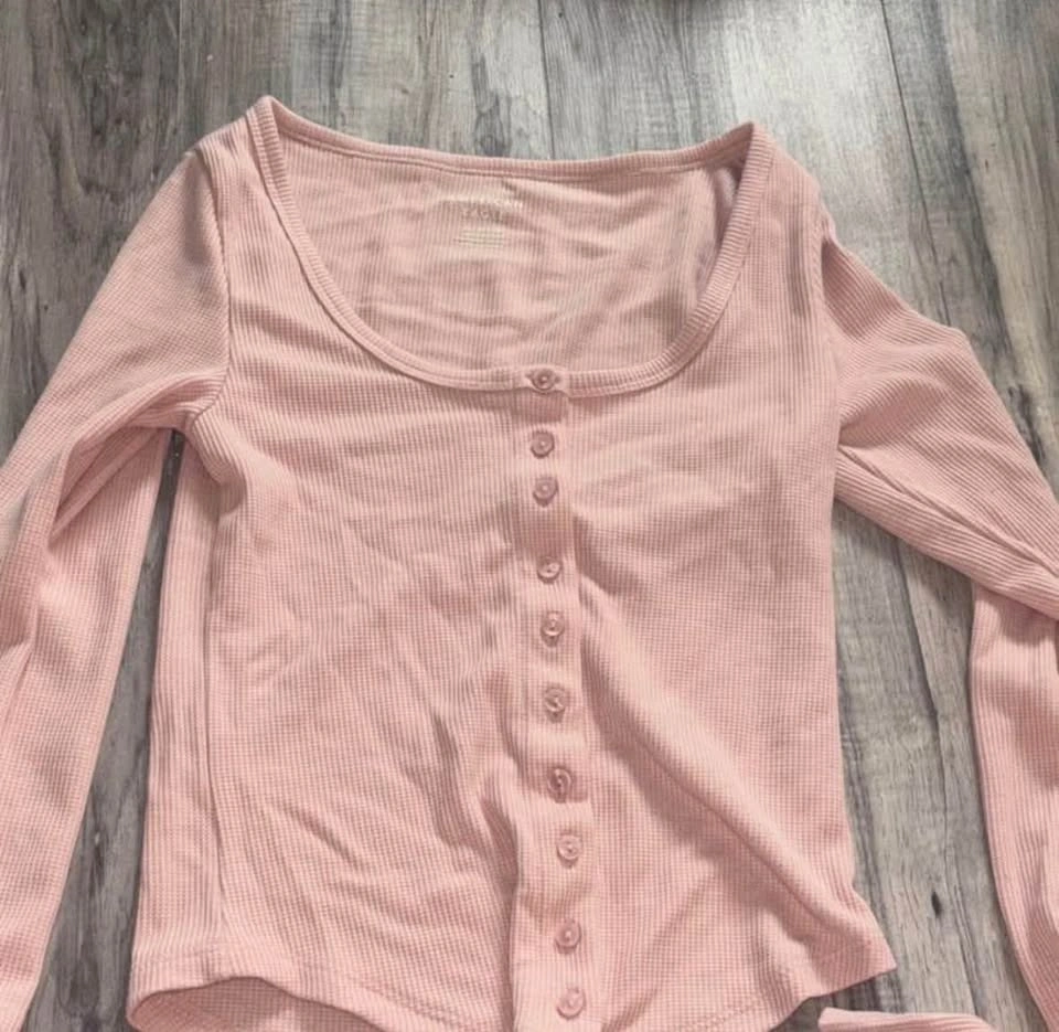 Women’s tops (read description for price) - photo 3