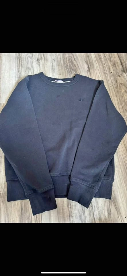 Champion sweatshirt size S