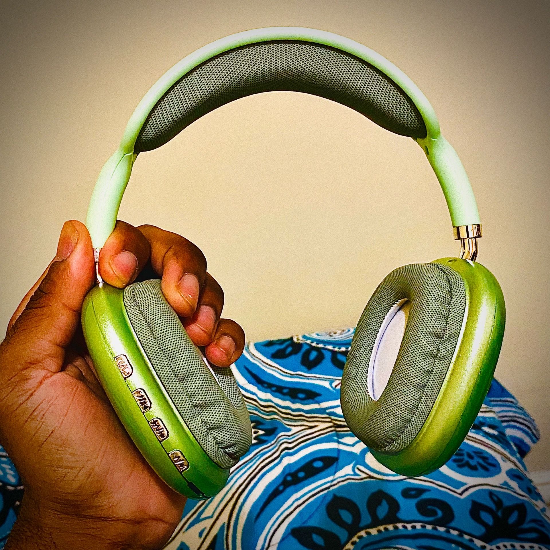 Green P9 Pro Max Wireless Headphones — Bluetooth Deep Bass - photo 3