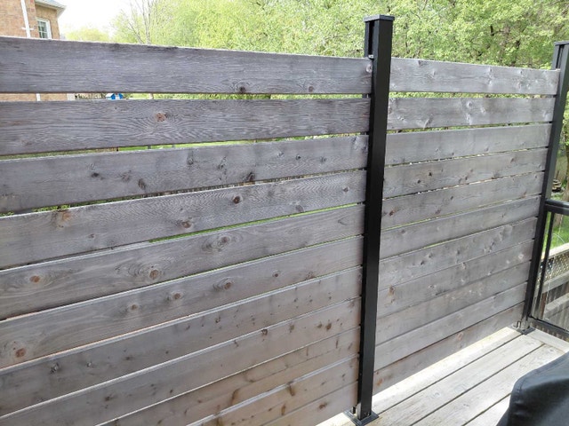 Cedar privacy fence - photo 2
