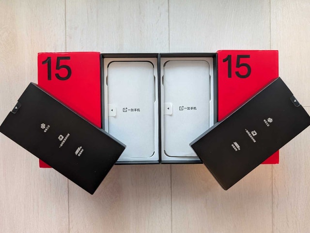 New OnePlus 15 256GB Gold Open Box - photo 3