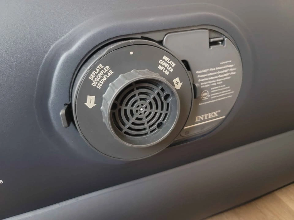 Twin Self-Inflatable Air Mattress Intex Dura-Beam Plus - photo 2