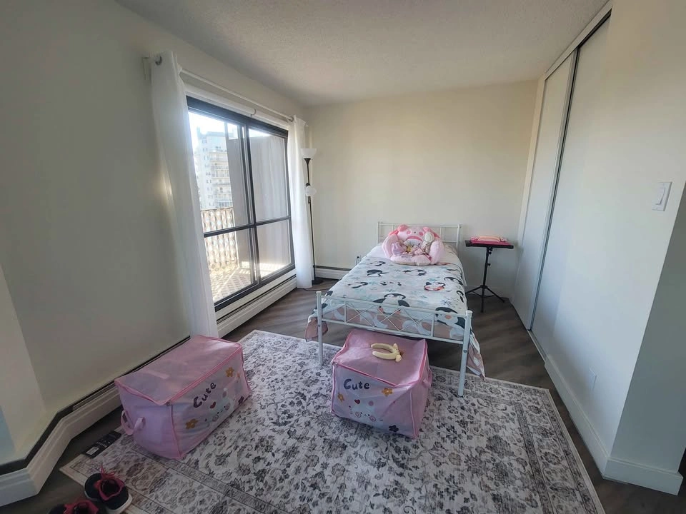 Studio 1 Bath - Apartment - photo 2