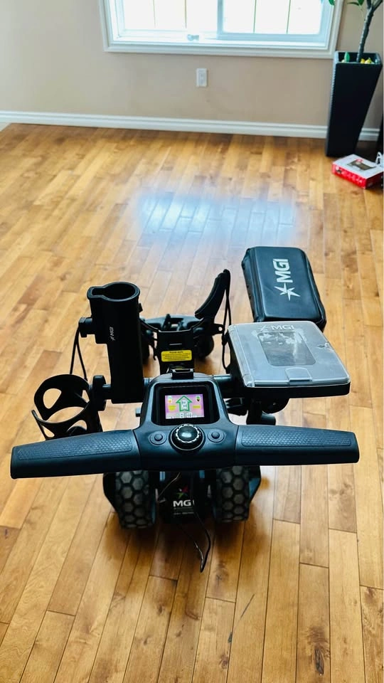 MGI Zip Navigator AT Remote Electric Golf Caddy w/ Seat - photo 4
