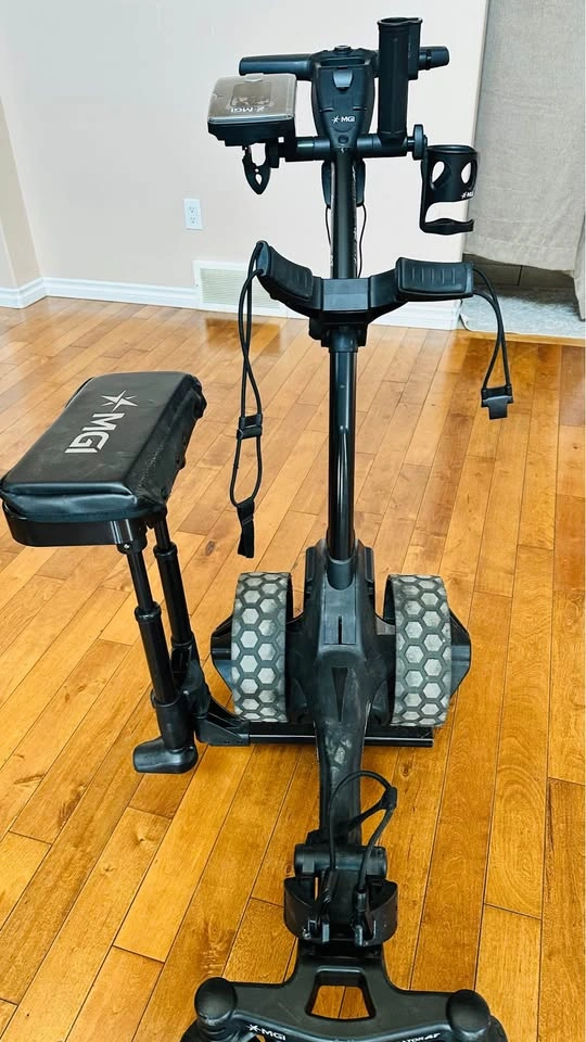 MGI Zip Navigator AT Remote Electric Golf Caddy w/ Seat - photo 5