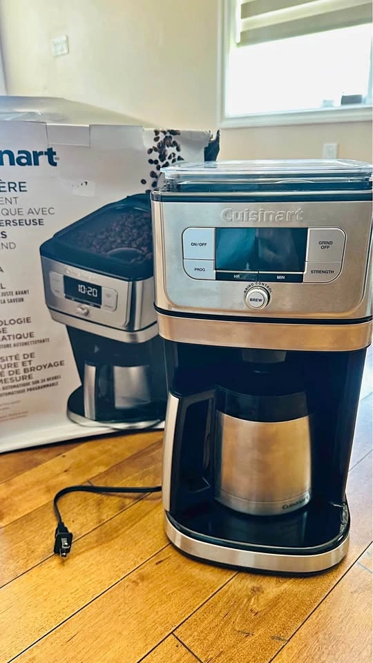 Cuisinart Fully Automatic Burr Grind & Brew 10-Cup Coffeemaker