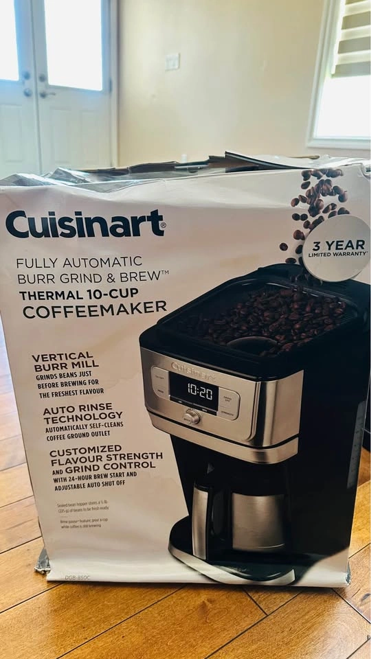 Cuisinart Fully Automatic Burr Grind & Brew 10-Cup Coffeemaker - photo 4