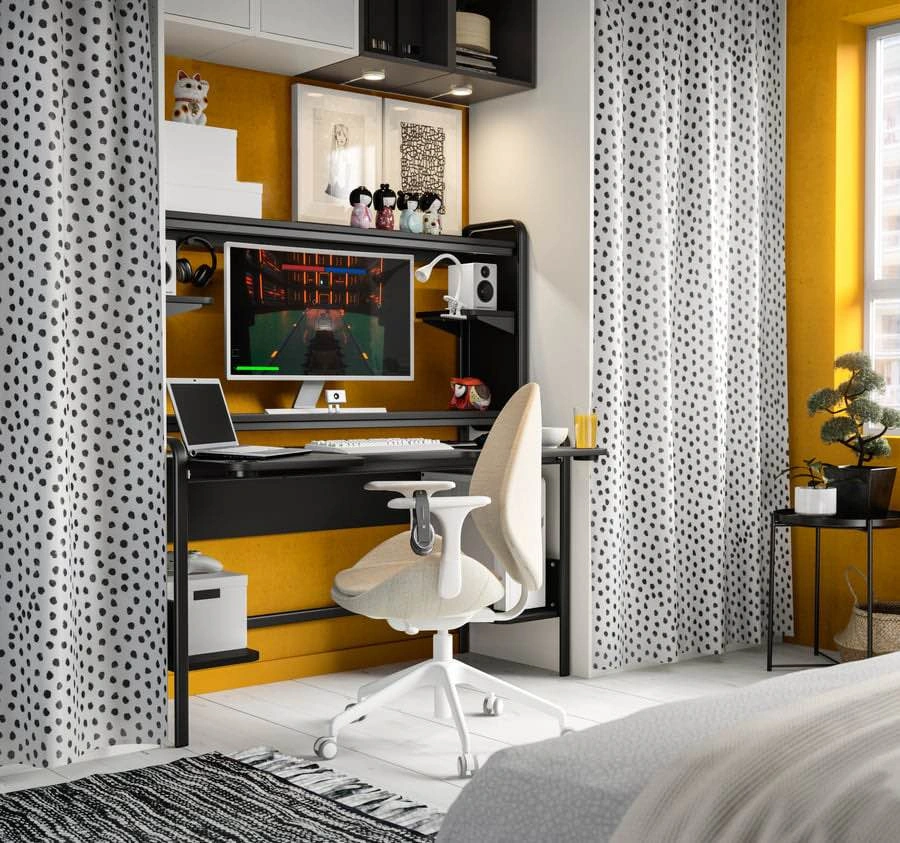 IKEA FREDDE Gaming Desk - photo 3