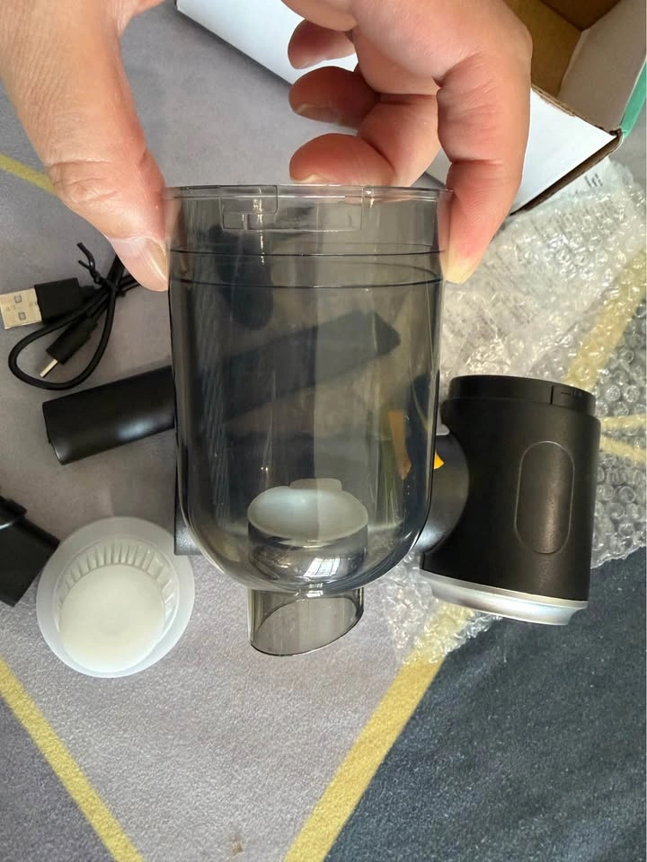 Mini Vacuum Cleaner - photo 4