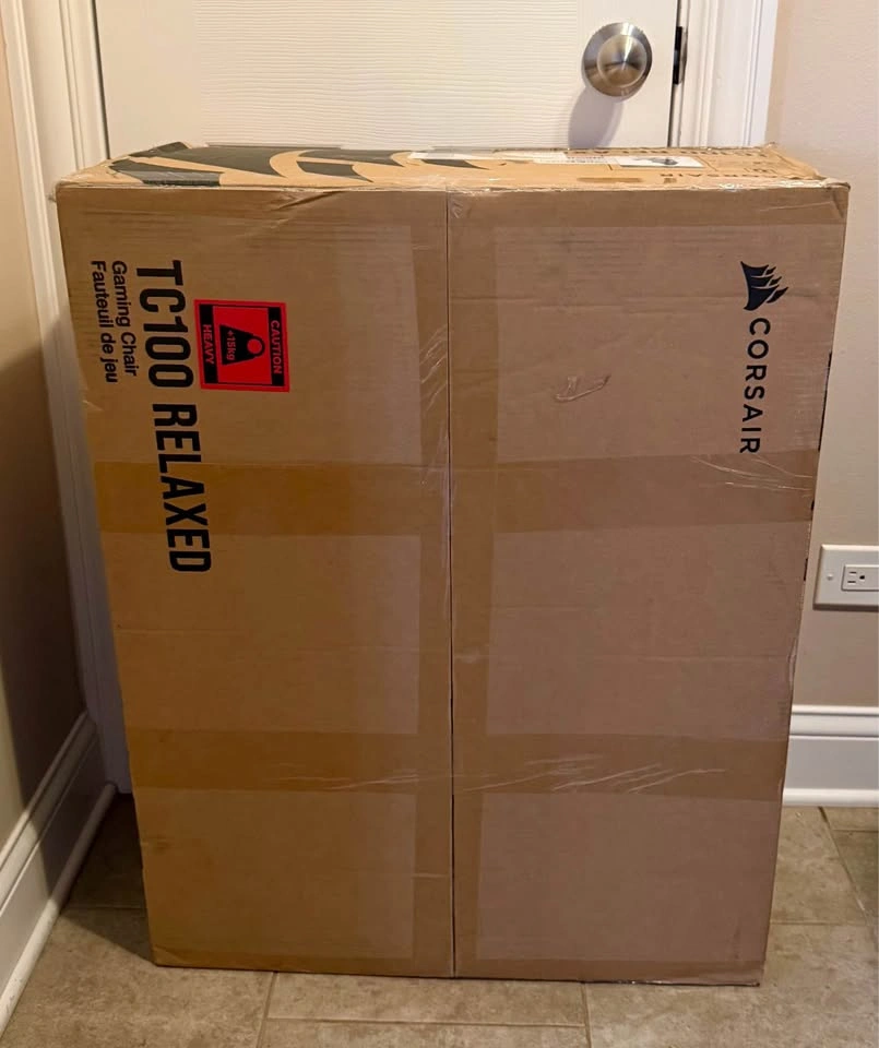 Corsair TC100 Relaxed Gaming Chair - photo 2