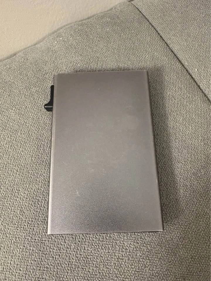 Automatic Pop-Up Credit Card Holder Wallet - photo 2