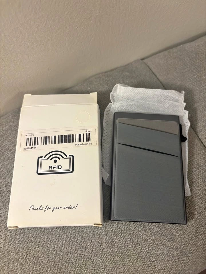 Brand New Automatic Pop-up Credit Card holder