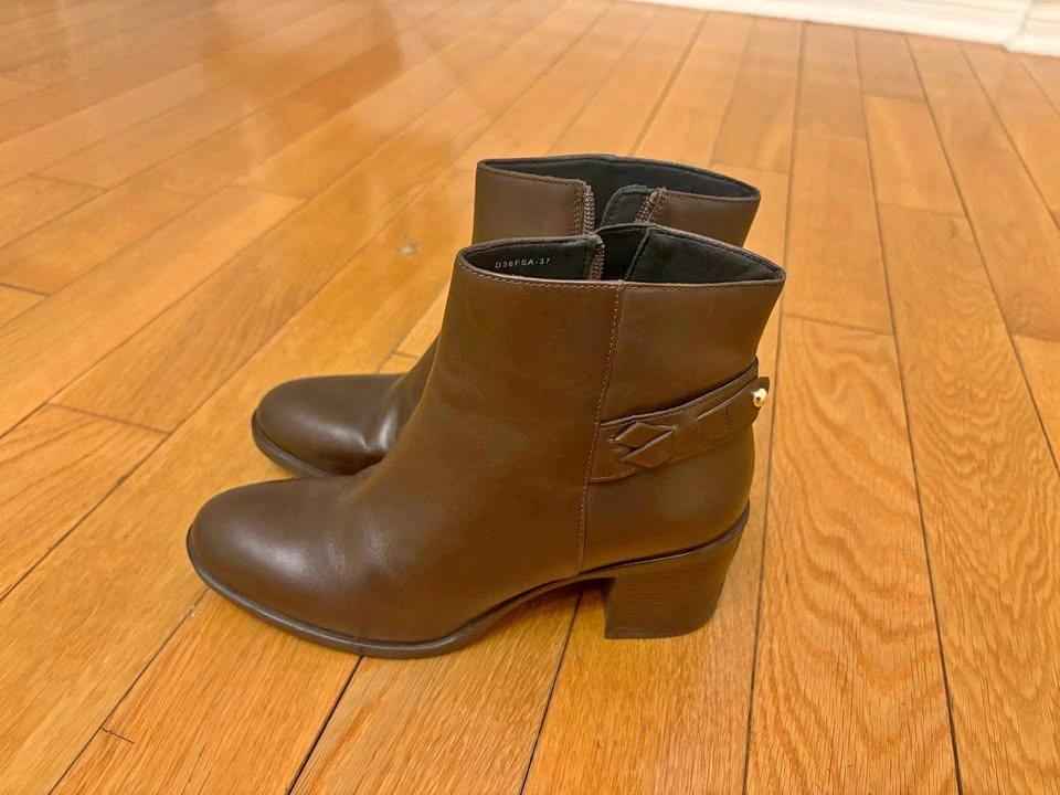 Geox Leather Ankle Boots Size 37