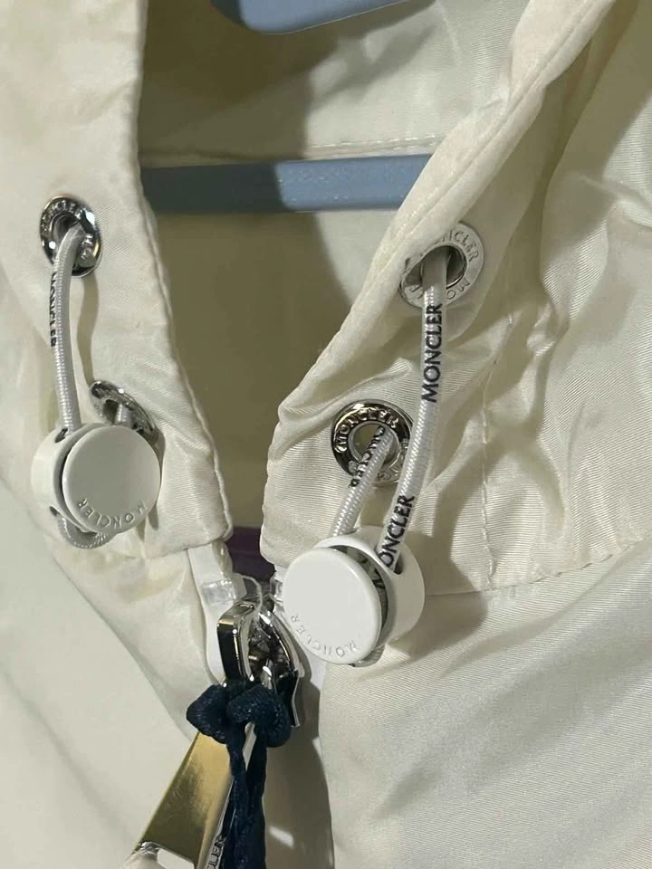 Moncler White Hooded Windbreaker Jacket - photo 2