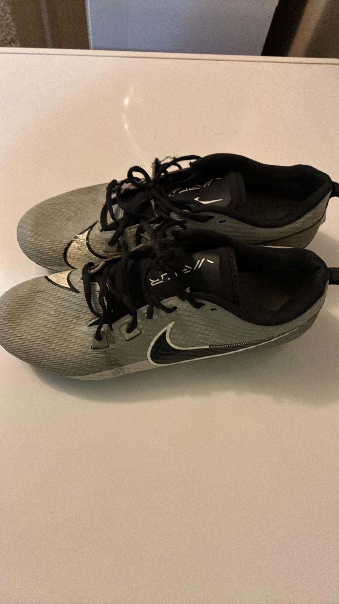Nike football cleats Size 13 Men’s retail $110 - photo 2