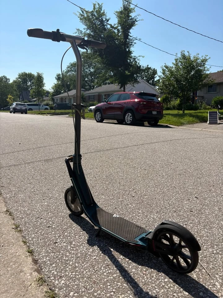 Oxelo Town 9 EF V2 Kick Scooter - photo 3