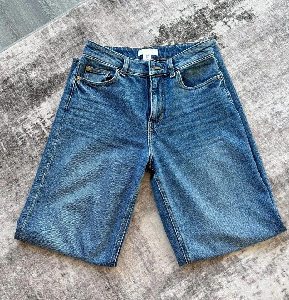 Jeans size 34