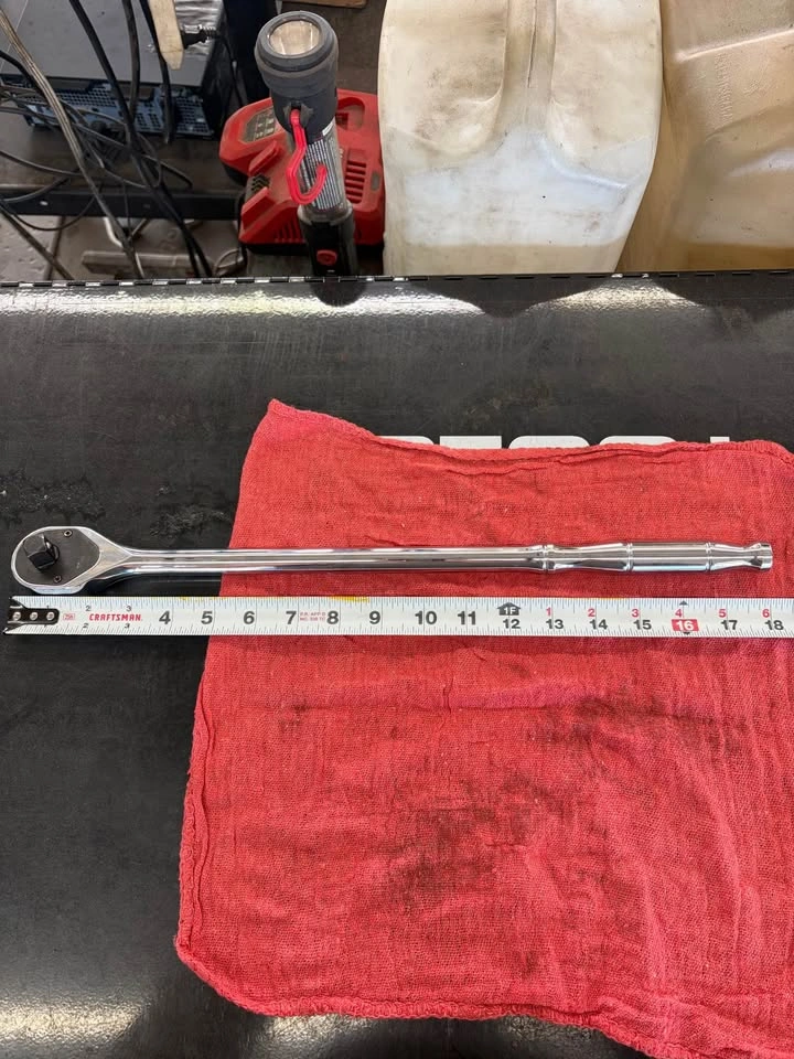 Mac Tools 1/2” drive ratchet - photo 3