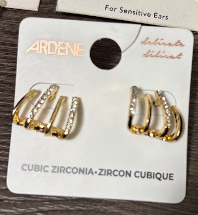 Laurén and Ardene Fashion Earring Bundle - photo 4