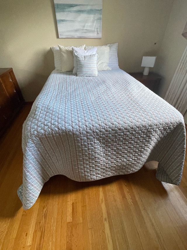 Queen mattress and box spring and frame
