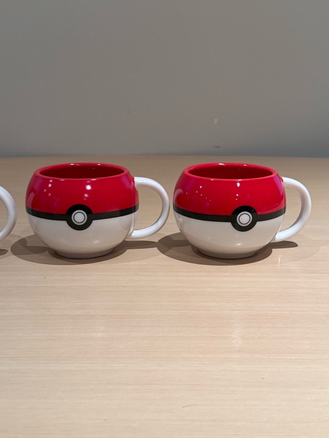 Pokémon Pokéball Ceramic Mugs Set - photo 2