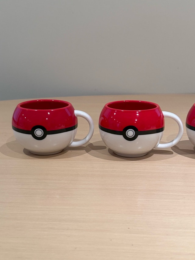Pokémon Pokéball Ceramic Mugs Set - photo 3