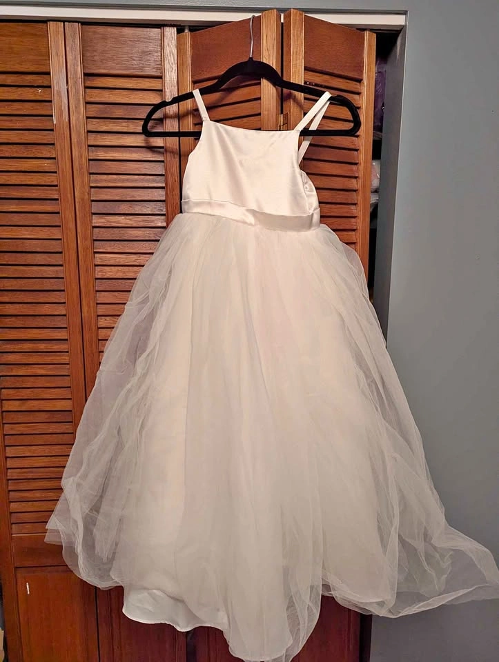 Flower girl dress