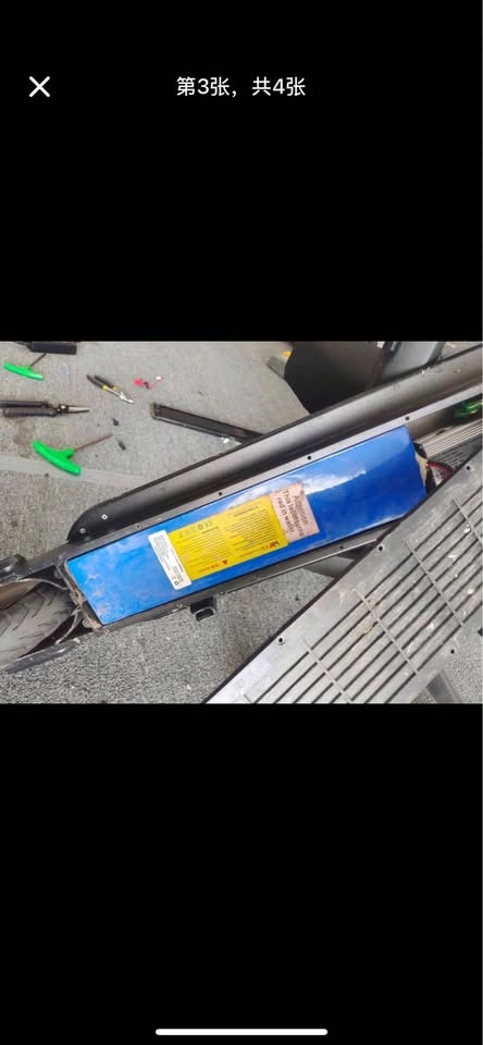 Electric Scooter for Parts or Repair - photo 2
