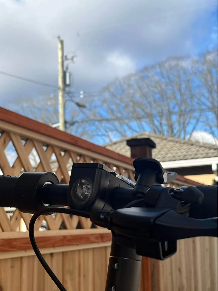 Brand New Foldable 350W Electric Scooter with Suspension - photo 3