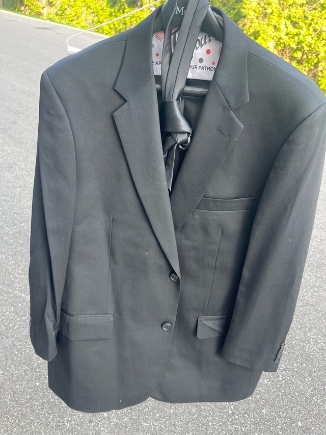 Black Formal Suit XL 42” waist - photo 2