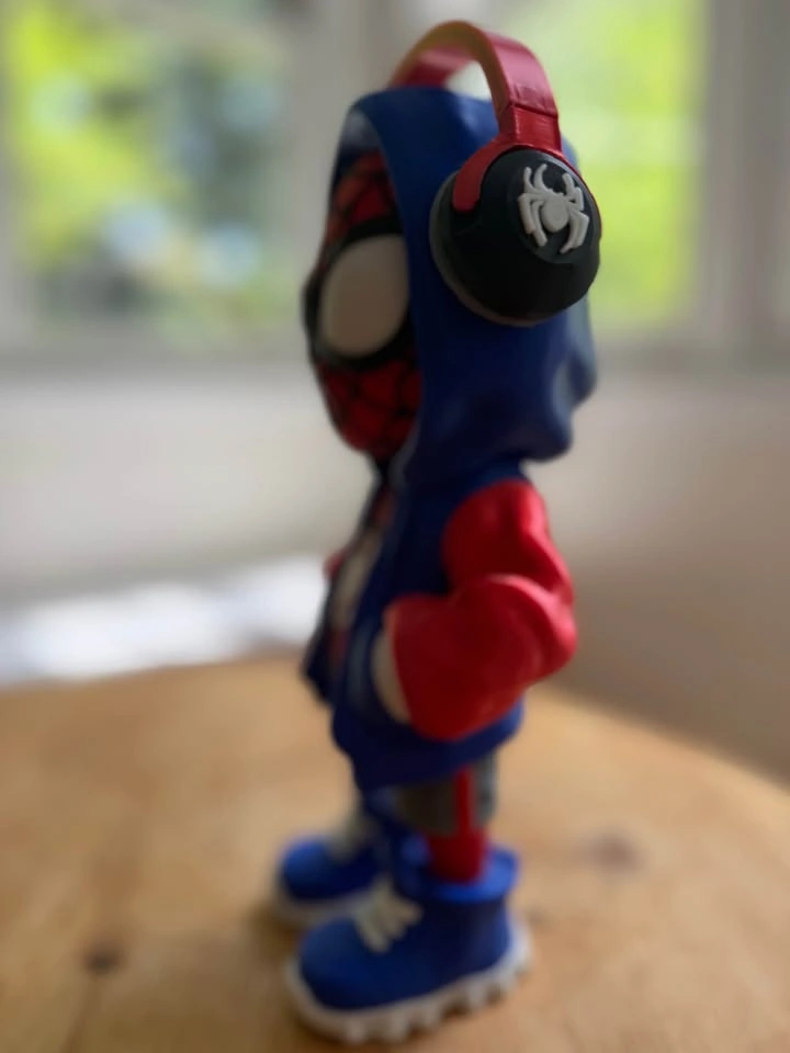 Mini Spider-Man Figure | Urban Spider-Man Collectible - photo 3
