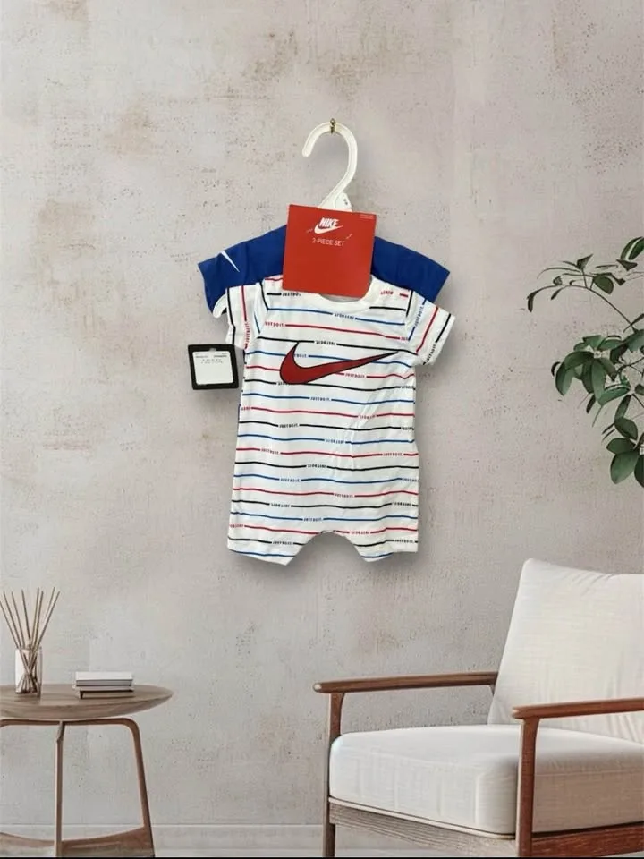 NWT| Nike | Bodysuits | 2 Pack| Newborn image indicator(2)