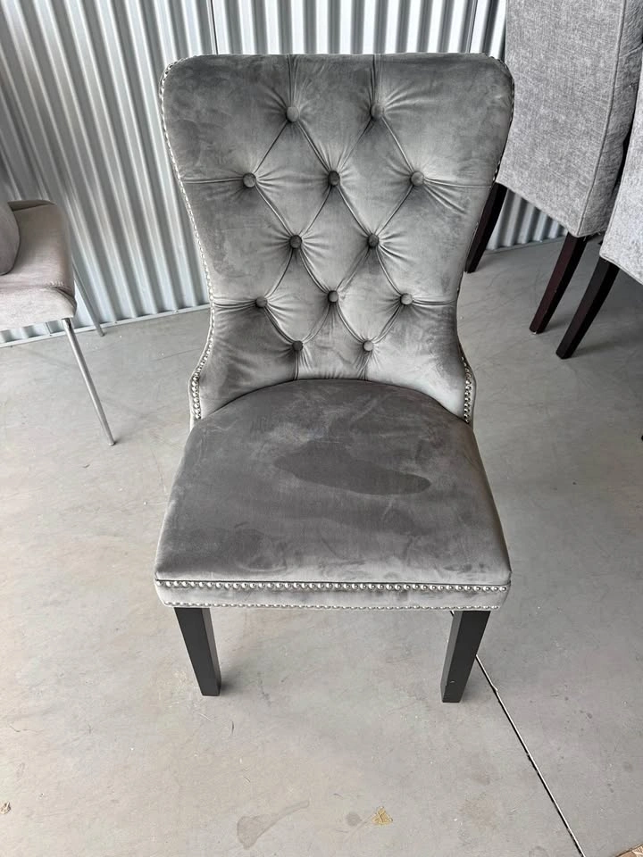 Accent chair