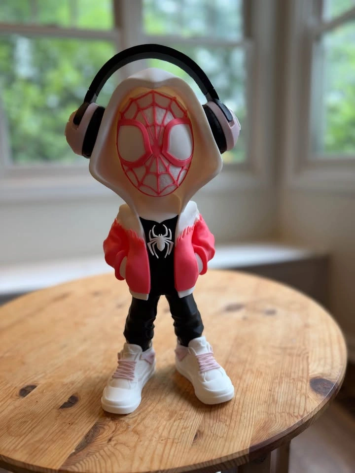 Spider-Gwen / Ghost-Spider – Urban Edition!