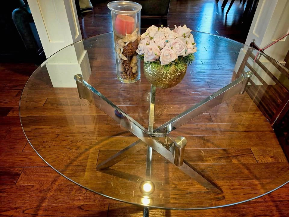 Round Glass Dining Table