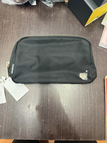 lululemon Everywhere Belt Bag Black Waist Pack 1L NWT