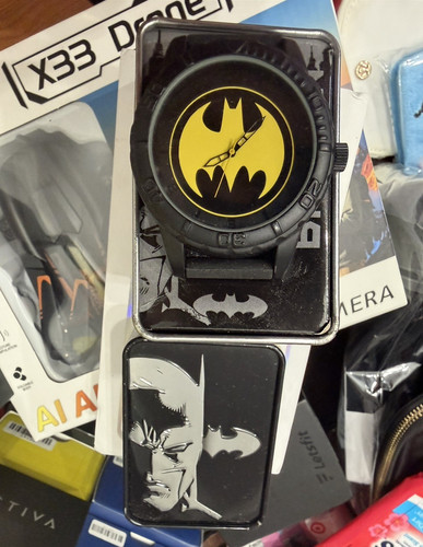 Accutime Batman Logo Dial Unisex Quartz Analog Watch