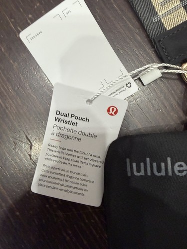 lululemon Dual Pouch Wristlet - Black/Gold Zipper - photo 3