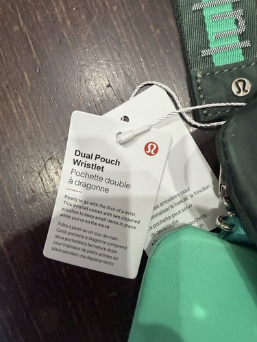 Lululemon Dual Pouch Wristlet Pouch Wallet Green - photo 3