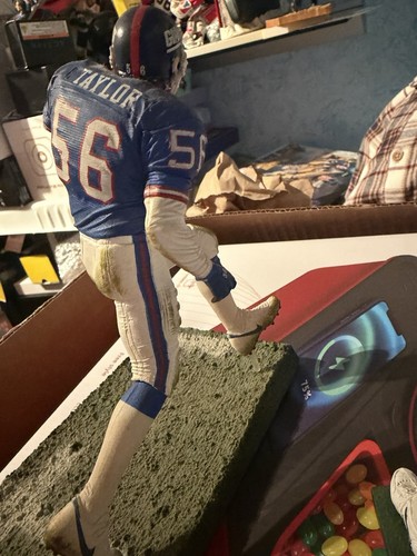 McFarlane Toys NFL New York Giants Football Legends Series 1 Law - photo 4