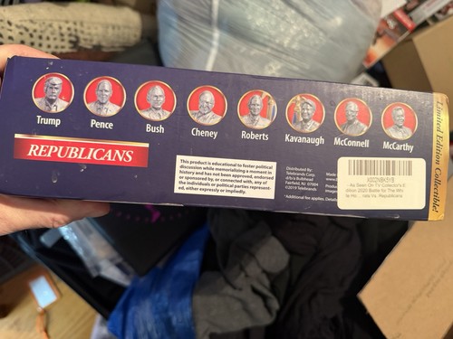 BulbHead 2020 Battle for the White House Political Chess Set - photo 4