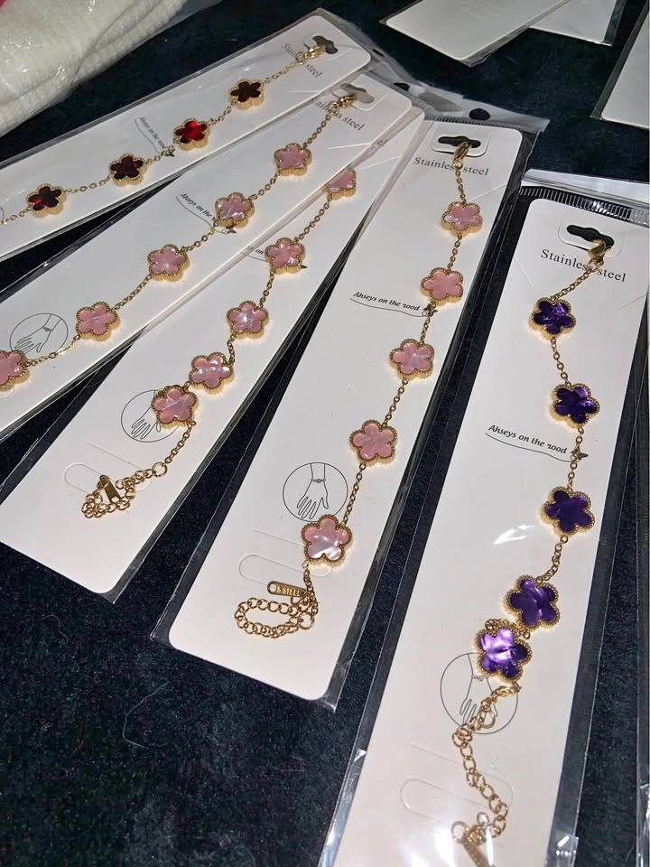 Trendy women’s bracelet