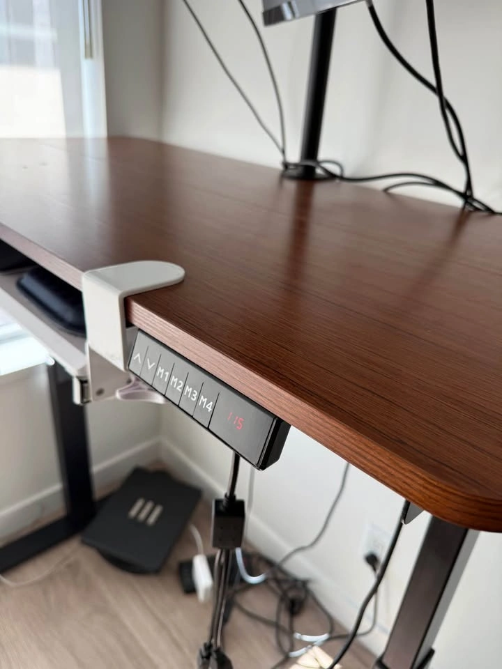 Standing computer desk (120x60 cms) - photo 3