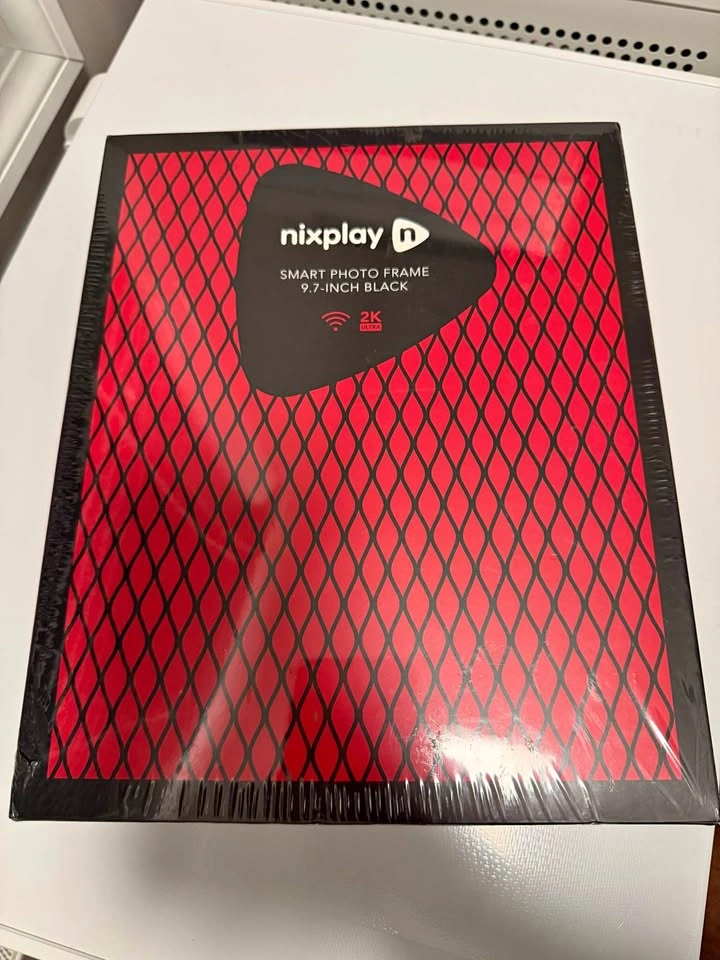 Nixplay Smart Photo Frame 9.7-inch 2K Ultra