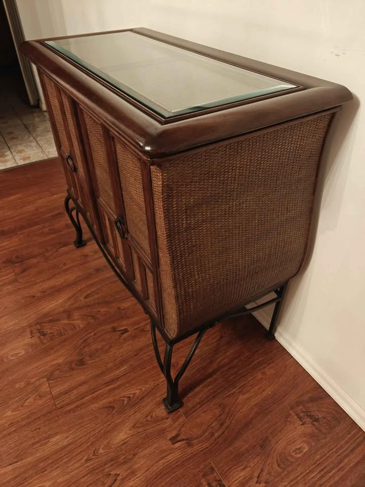 Rare Vintage Beauty Entry Cabinet - photo 5