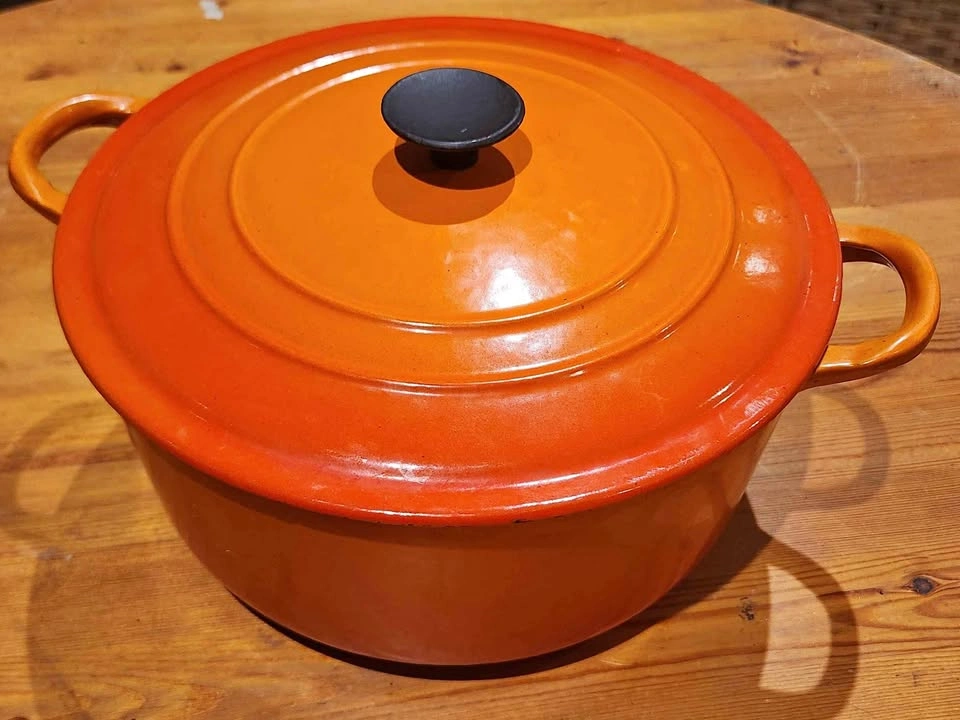 Vintage Le Crueset Dutch Oven