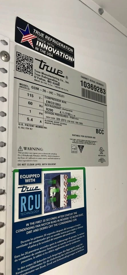 True GDM-26-HC-TSL01 Commercial Glass Door Merchandiser Refriger - photo 3